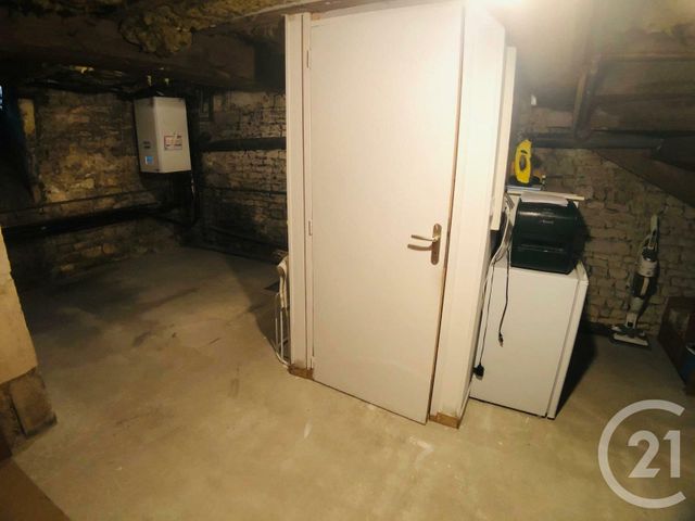 Local commercial à louer - 20.0 m2 - 16 - Charente