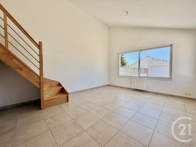Maison &agrave; louer - 5 pi&egrave;ces - 99,79 m2 - St Hilaire De Riez - 85 - PAYS-DE-LOIRE
