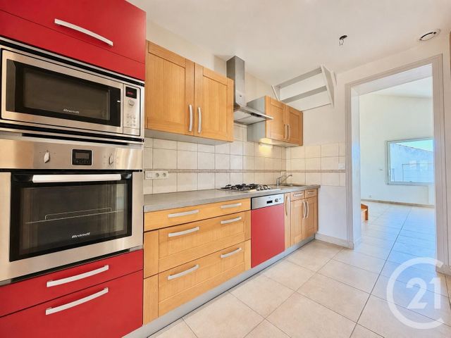 Maison &agrave; louer - 5 pi&egrave;ces - 99,79 m2 - St Hilaire De Riez - 85 - PAYS-DE-LOIRE