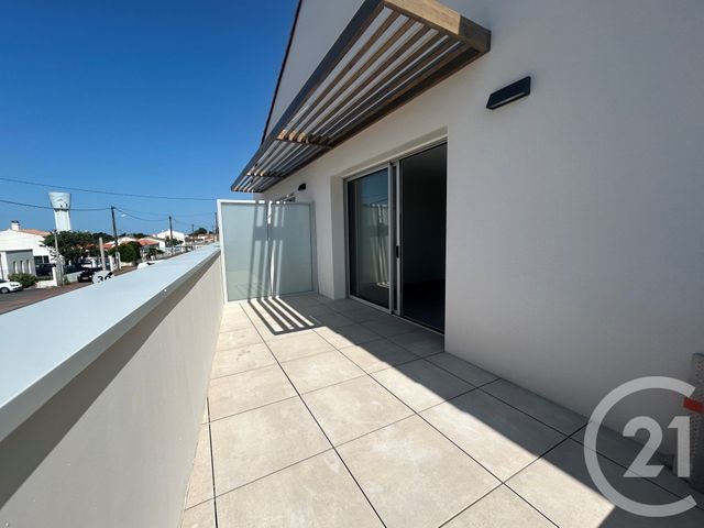 Appartement T3 à vendre - 3 pièces - 69,80 m2 - St Gilles Croix De Vie - 85 - PAYS-DE-LOIRE