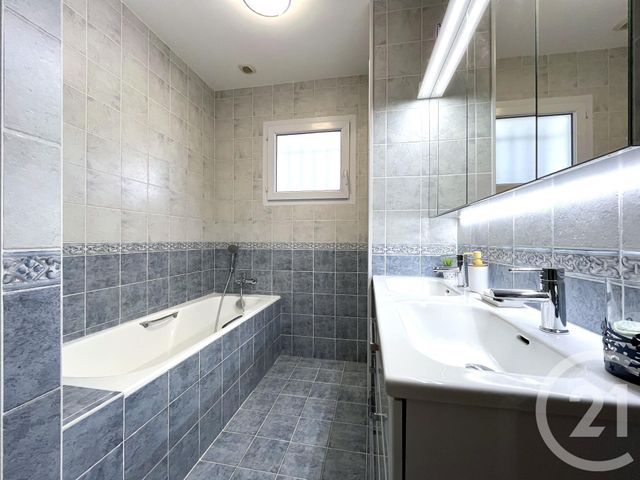 Maison &agrave; vendre - 5 pi&egrave;ces - 119 m2 - St Hilaire De Riez - 85 - PAYS-DE-LOIRE