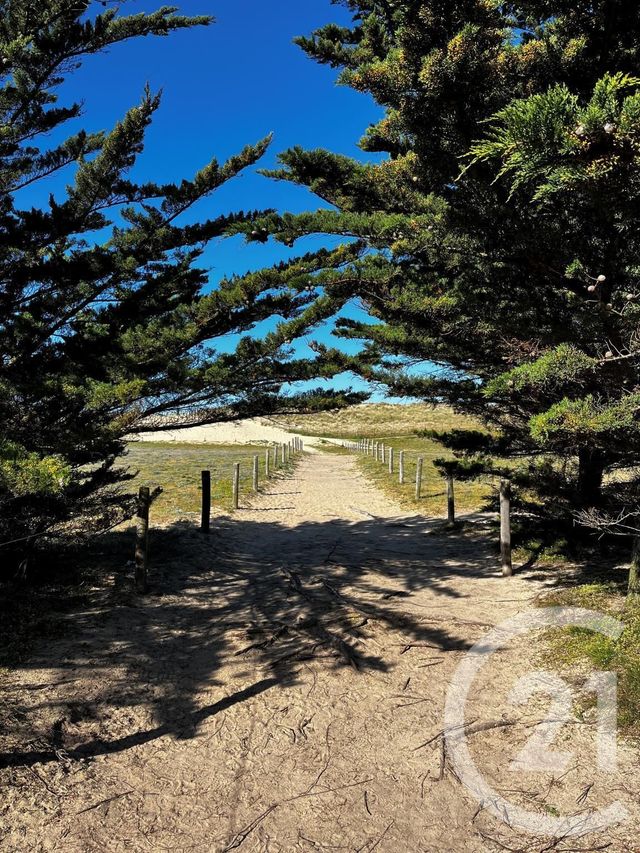 Appartement T3 à vendre - 3 pièces - 45,32 m2 - St Hilaire De Riez - 85 - PAYS-DE-LOIRE