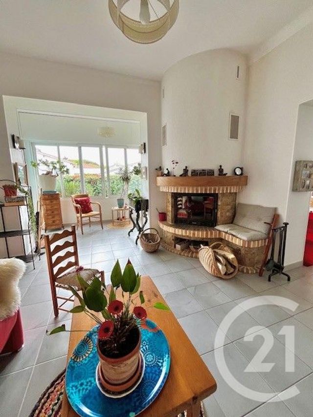 Maison à vendre - 7 pièces - 139,81 m2 - St Hilaire De Riez - 85 - PAYS-DE-LOIRE