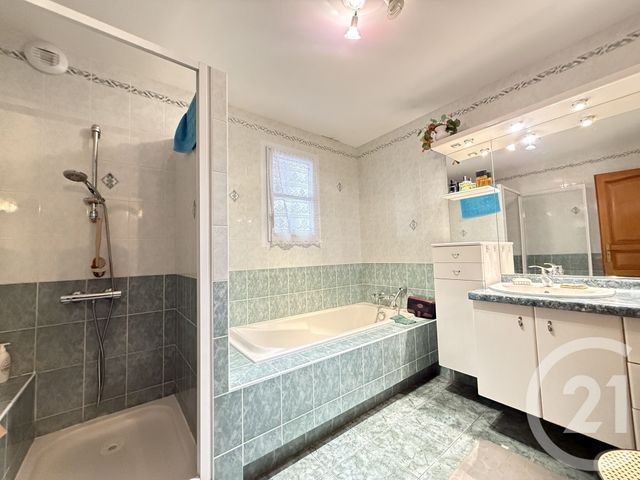 Maison à vendre - 7 pièces - 201,27 m2 - St Hilaire De Riez - 85 - PAYS-DE-LOIRE