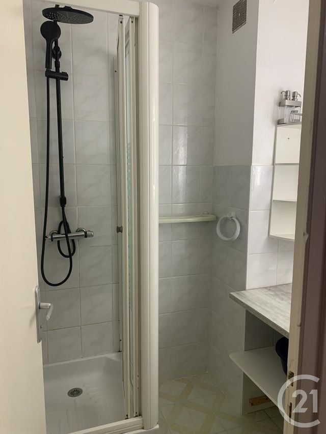 Appartement T3 &agrave; vendre - 3 pi&egrave;ces - 51,83 m2 - St Hilaire De Riez - 85 - PAYS-DE-LOIRE