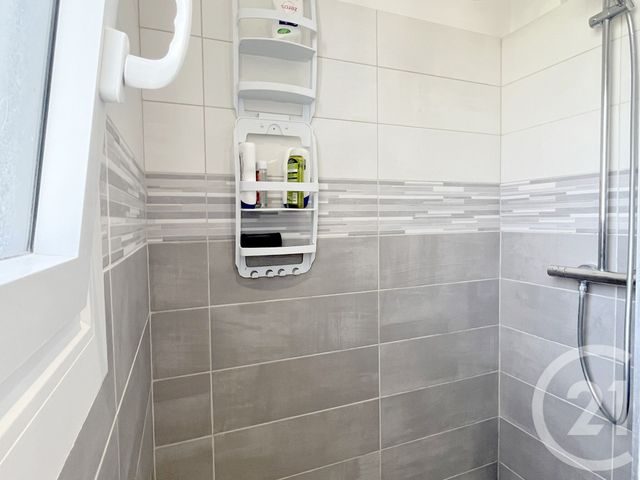 Appartement T3 &agrave; vendre - 3 pi&egrave;ces - 64,62 m2 - St Hilaire De Riez - 85 - PAYS-DE-LOIRE
