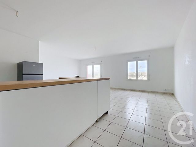 Appartement T3 &agrave; vendre - 3 pi&egrave;ces - 65,14 m2 - St Hilaire De Riez - 85 - PAYS-DE-LOIRE