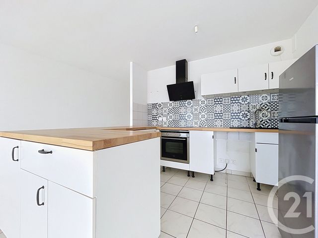 Appartement T3 &agrave; vendre - 3 pi&egrave;ces - 65,14 m2 - St Hilaire De Riez - 85 - PAYS-DE-LOIRE