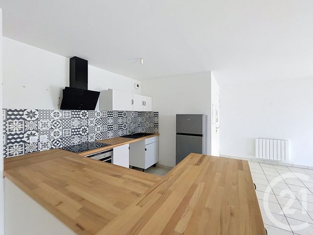Appartement T3 &agrave; vendre - 3 pi&egrave;ces - 65,14 m2 - St Hilaire De Riez - 85 - PAYS-DE-LOIRE