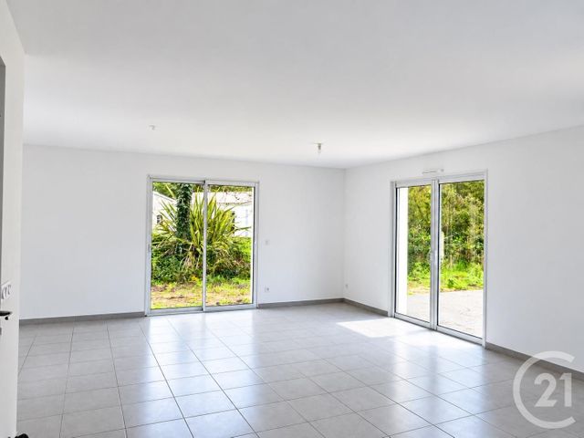 Maison &agrave; louer - 4 pi&egrave;ces - 89,02 m2 - St Hilaire De Riez - 85 - PAYS-DE-LOIRE