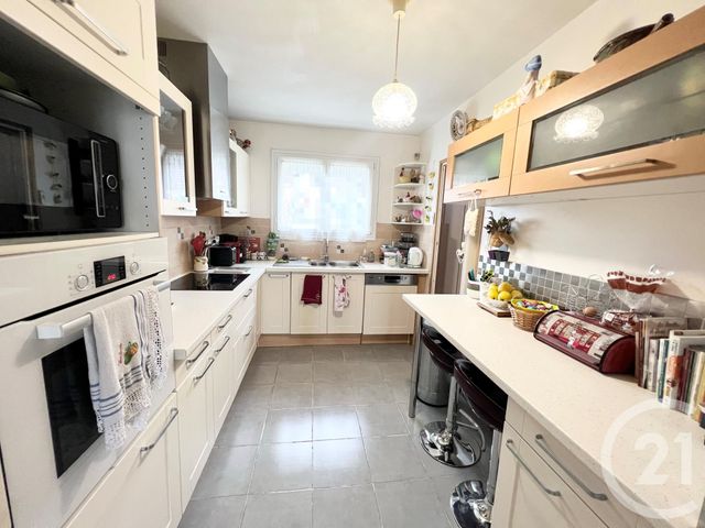 Maison a vendre  - 5 pièce(s) - 118.4 m2 - Surfyn