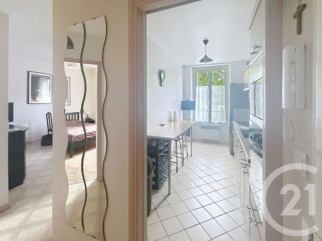 Appartement F2 à vendre - 2 pièces - 44,15 m2 - Gonesse - 95 - ILE-DE-FRANCE