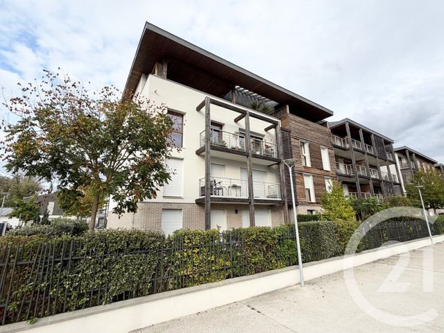 Appartement F3 à vendre - 3 pièces - 62,33 m2 - L Isle Adam - 95 - ILE-DE-FRANCE