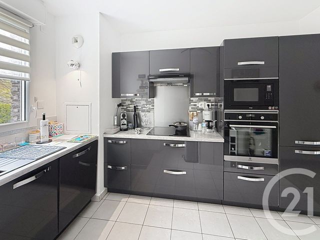 Appartement F4 &agrave; vendre - 4 pi&egrave;ces - 81,20 m2 - Dammartin En Goele - 77 - ILE-DE-FRANCE