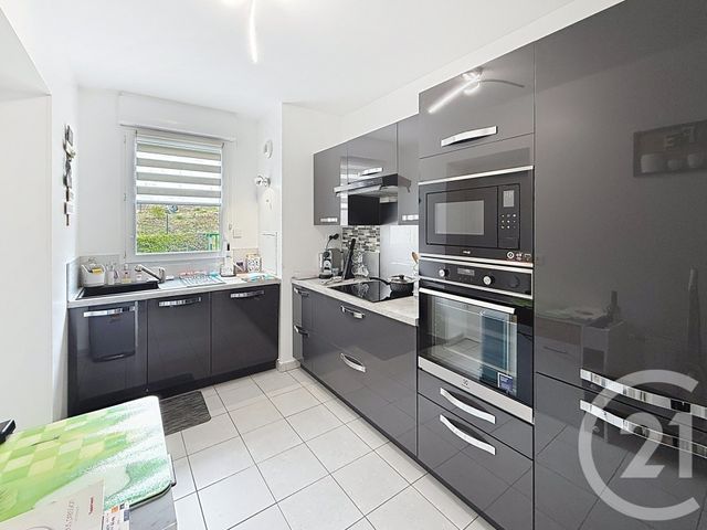 Appartement F4 &agrave; vendre - 4 pi&egrave;ces - 81,20 m2 - Dammartin En Goele - 77 - ILE-DE-FRANCE