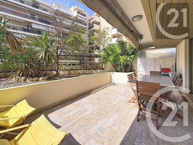 Appartement F2 &agrave; vendre - 2 pi&egrave;ces - 39 m2 - Cannes - 06 - PROVENCE-ALPES-COTE-D-AZUR