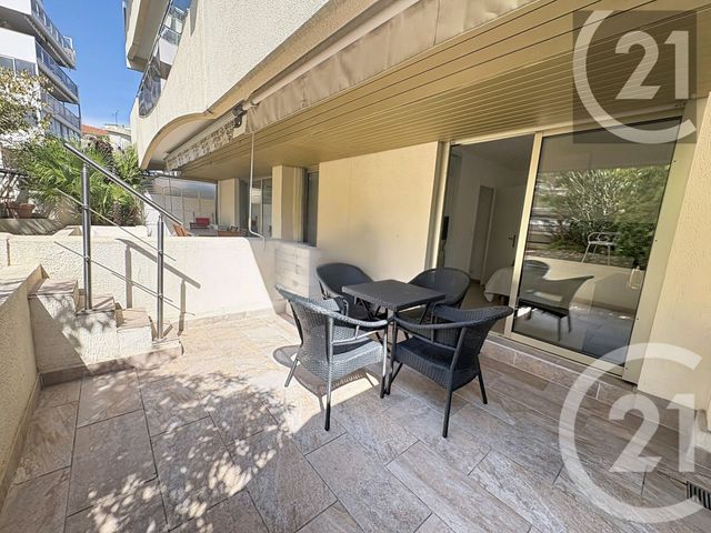 Appartement F2 &agrave; vendre - 2 pi&egrave;ces - 39 m2 - Cannes - 06 - PROVENCE-ALPES-COTE-D-AZUR