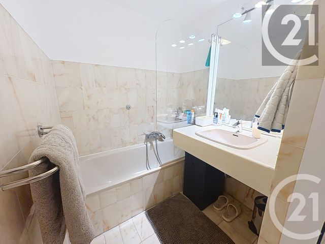 Appartement F2 &agrave; vendre - 2 pi&egrave;ces - 39 m2 - Cannes - 06 - PROVENCE-ALPES-COTE-D-AZUR