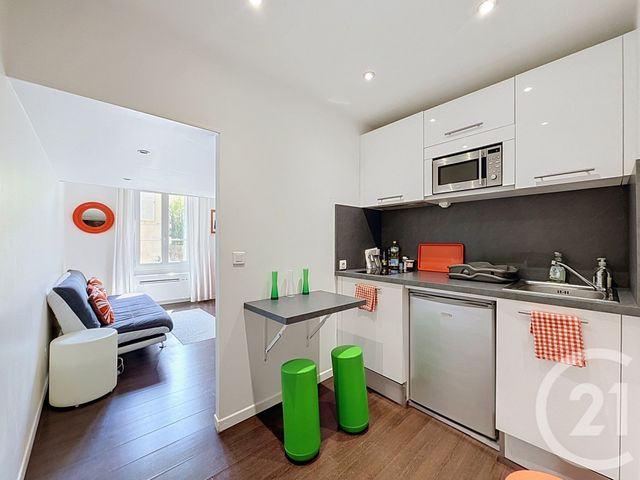 Appartement F1 &agrave; louer - 1 pi&egrave;ce - 18,04 m2 - Cannes - 06 - PROVENCE-ALPES-COTE-D-AZUR