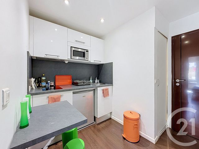 Appartement F1 &agrave; louer - 1 pi&egrave;ce - 18,04 m2 - Cannes - 06 - PROVENCE-ALPES-COTE-D-AZUR
