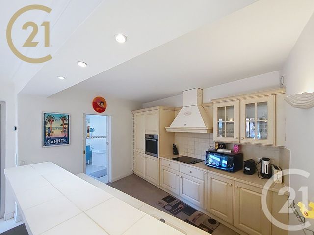 Appartement F6 &agrave; vendre - 6 pi&egrave;ces - 143,80 m2 - Cannes - 06 - PROVENCE-ALPES-COTE-D-AZUR