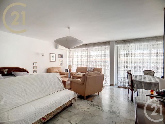 Appartement F1 à vendre - 1 pièce - 52,79 m2 - Cannes - 06 - PROVENCE-ALPES-COTE-D-AZUR