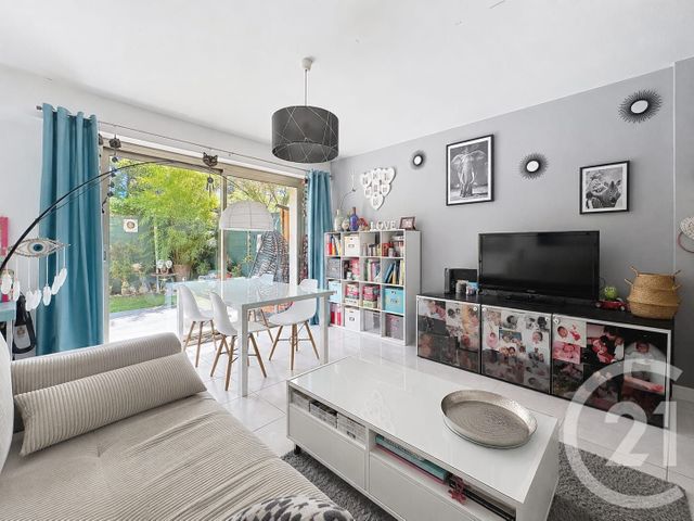 Appartement F3 &agrave; vendre - 3 pi&egrave;ces - 57,42 m2 - Cannes - 06 - PROVENCE-ALPES-COTE-D-AZUR