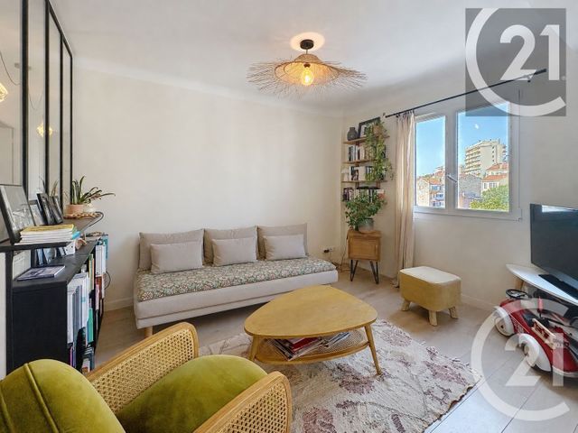 Appartement F4 &agrave; vendre - 4 pi&egrave;ces - 70,15 m2 - Cannes - 06 - PROVENCE-ALPES-COTE-D-AZUR
