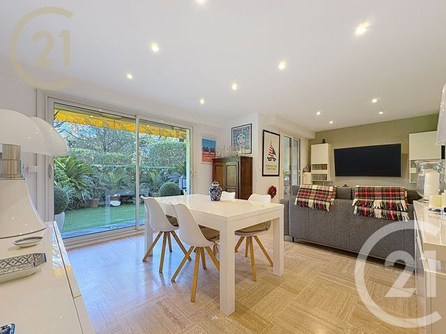 Appartement F3 &agrave; vendre - 2 pi&egrave;ces - 58 m2 - Cannes - 06 - PROVENCE-ALPES-COTE-D-AZUR