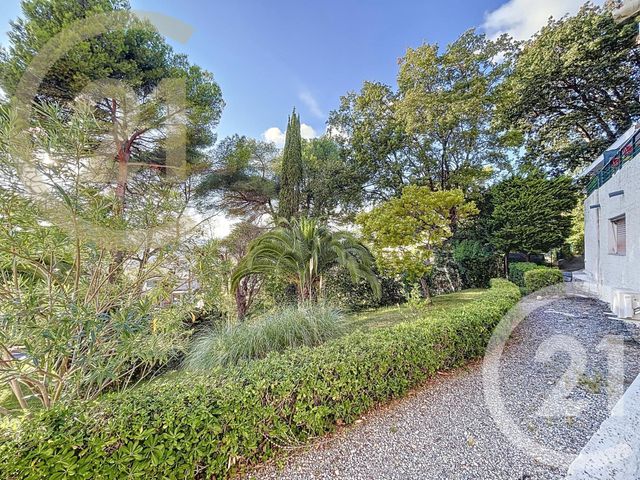 Appartement F1 à vendre - 1 pièce - 23,42 m2 - Le Cannet - 06 - PROVENCE-ALPES-COTE-D-AZUR