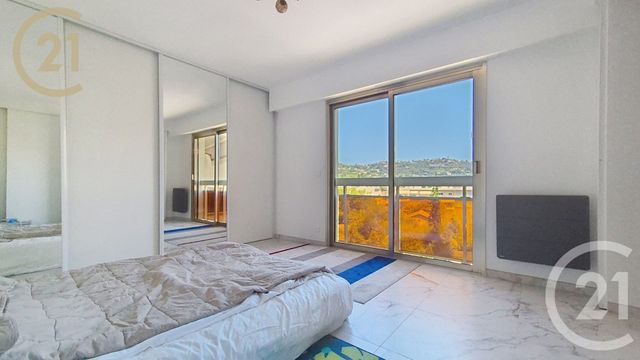 Appartement F3 &agrave; vendre - 3 pi&egrave;ces - 73,72 m2 - Cannes - 06 - PROVENCE-ALPES-COTE-D-AZUR