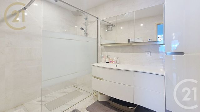 Appartement F3 &agrave; vendre - 3 pi&egrave;ces - 73,72 m2 - Cannes - 06 - PROVENCE-ALPES-COTE-D-AZUR