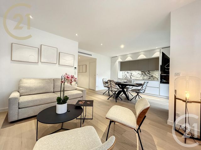 Appartement F3 à vendre - 3 pièces - 62,35 m2 - Cannes - 06 - PROVENCE-ALPES-COTE-D-AZUR