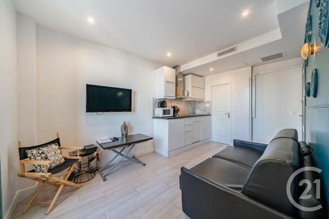 Appartement F2 à vendre - 2 pièces - 24,58 m2 - Cannes - 06 - PROVENCE-ALPES-COTE-D-AZUR
