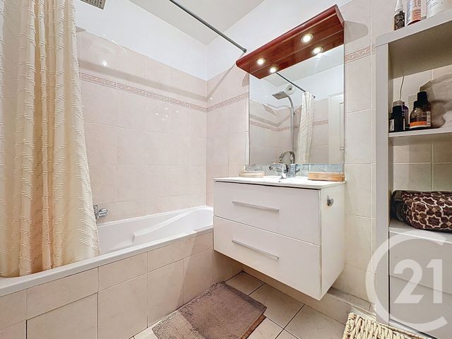 Appartement T2 &agrave; vendre - 2 pi&egrave;ces - 49,01 m2 - Cannes - 06 - PROVENCE-ALPES-COTE-D-AZUR