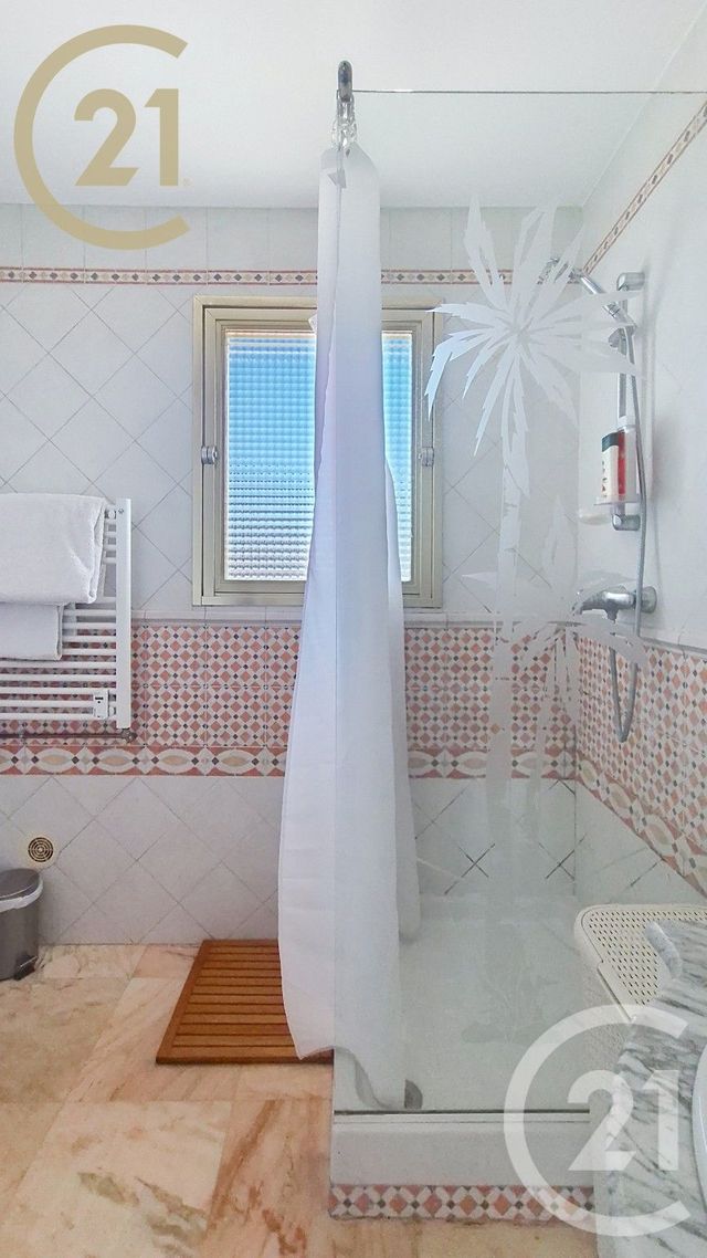 Appartement F4 &agrave; vendre - 4 pi&egrave;ces - 103,06 m2 - Cannes - 06 - PROVENCE-ALPES-COTE-D-AZUR