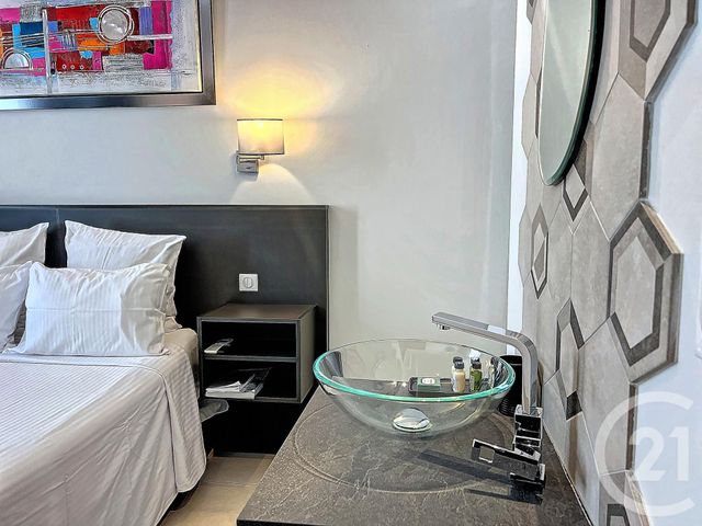 Appartement F3 à vendre - 3 pièces - 68,07 m2 - Cannes - 06 - PROVENCE-ALPES-COTE-D-AZUR