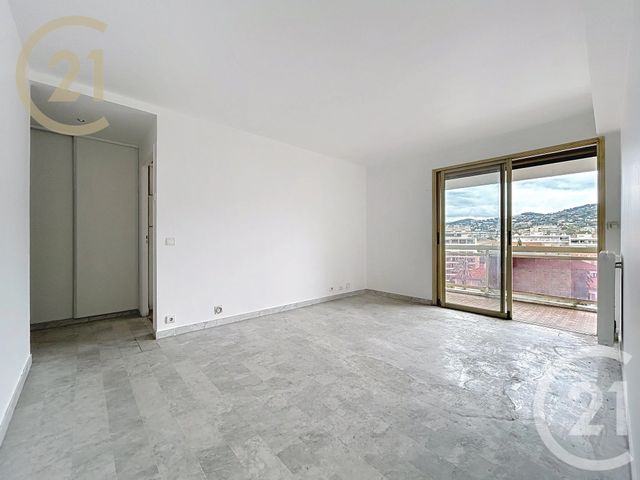 Appartement F2 à vendre - 2 pièces - 42,26 m2 - Cannes - 06 - PROVENCE-ALPES-COTE-D-AZUR