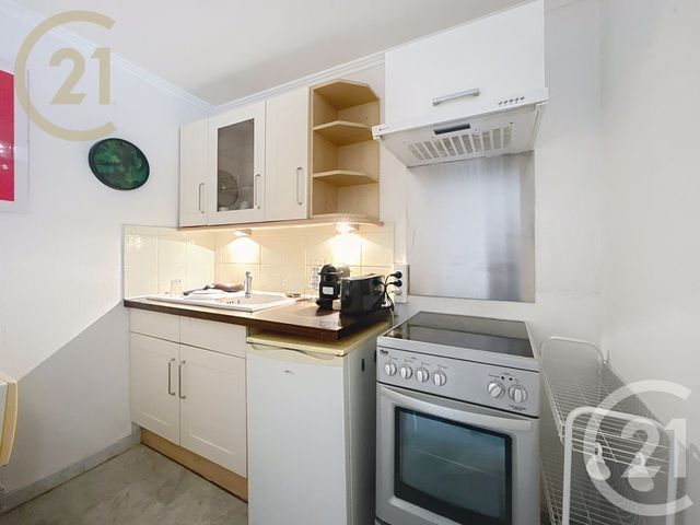 Appartement F1 à vendre - 1 pièce - 30,77 m2 - Cannes - 06 - PROVENCE-ALPES-COTE-D-AZUR