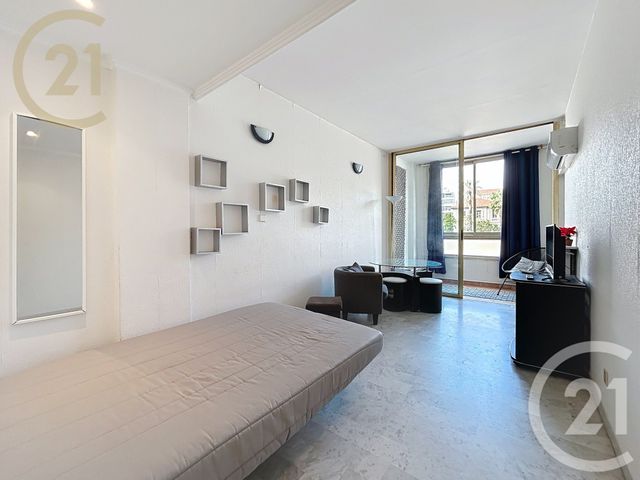 Appartement F1 à vendre - 1 pièce - 30,77 m2 - Cannes - 06 - PROVENCE-ALPES-COTE-D-AZUR