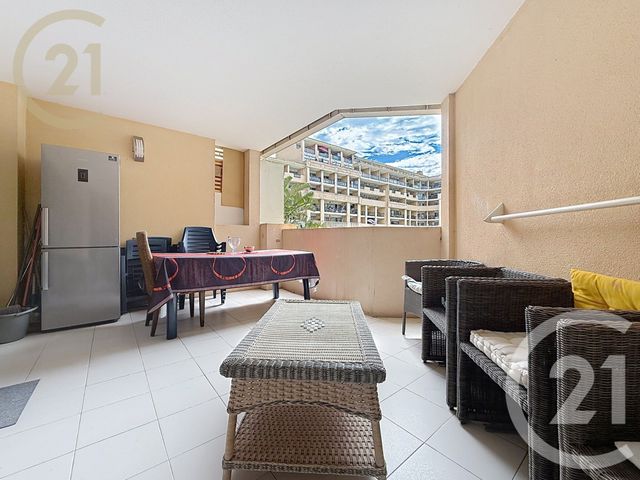 Appartement T3 &agrave; vendre - 3 pi&egrave;ces - 35,64 m2 - Cannes La Bocca - 06 - PROVENCE-ALPES-COTE-D-AZUR