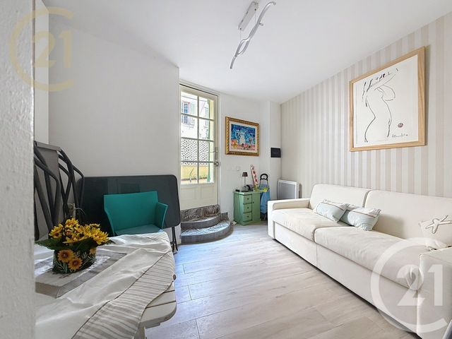 Appartement Studio &agrave; vendre - 1 pi&egrave;ce - 16,34 m2 - Cannes - 06 - PROVENCE-ALPES-COTE-D-AZUR