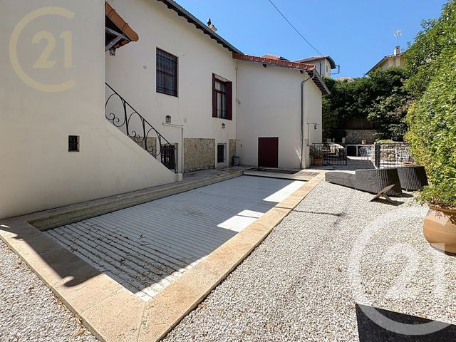 Maison à vendre - 11 pièces - 275 m2 - Cannes - 06 - PROVENCE-ALPES-COTE-D-AZUR