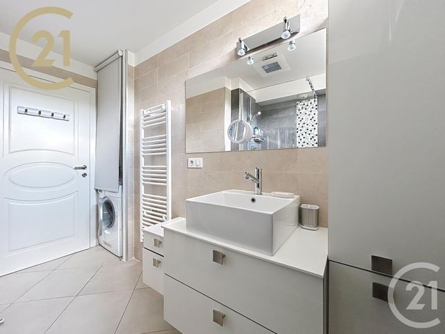 Appartement F3 &agrave; vendre - 3 pi&egrave;ces - 69,05 m2 - Cannes - 06 - PROVENCE-ALPES-COTE-D-AZUR