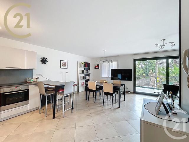 Appartement F3 &agrave; vendre - 3 pi&egrave;ces - 69,05 m2 - Cannes - 06 - PROVENCE-ALPES-COTE-D-AZUR