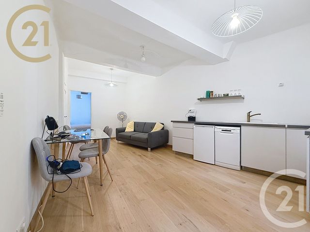 Appartement T2 à vendre - 2 pièces - 32,01 m2 - Cannes - 06 - PROVENCE-ALPES-COTE-D-AZUR