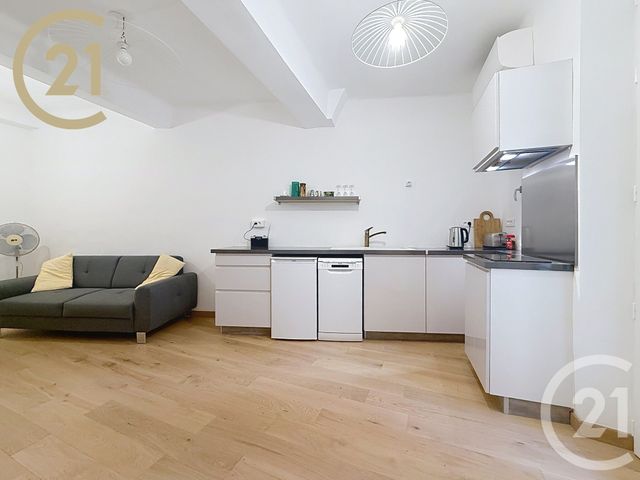 Appartement T2 à vendre - 2 pièces - 32,01 m2 - Cannes - 06 - PROVENCE-ALPES-COTE-D-AZUR