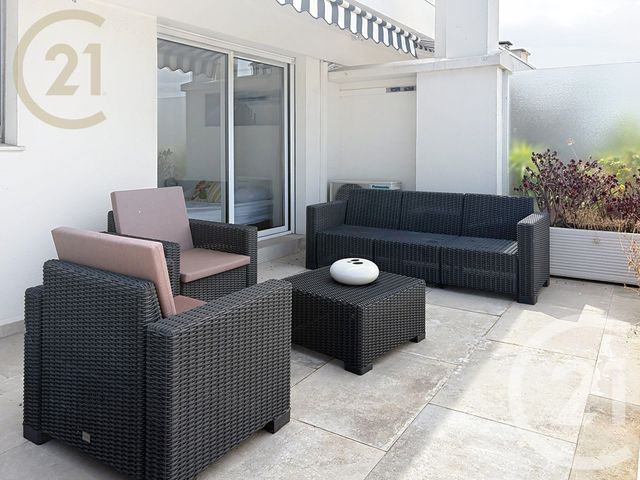 Appartement F3 à vendre - 3 pièces - 81,86 m2 - Cannes - 06 - PROVENCE-ALPES-COTE-D-AZUR