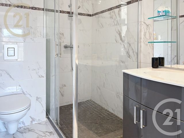 Appartement F3 à vendre - 3 pièces - 81,86 m2 - Cannes - 06 - PROVENCE-ALPES-COTE-D-AZUR