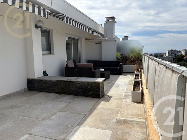 Appartement F3 à vendre - 3 pièces - 81,86 m2 - Cannes - 06 - PROVENCE-ALPES-COTE-D-AZUR